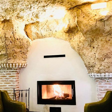 Casa Rural Cueva El Nido Касас-де-Фернандо-Алонсо Экстерьер фото